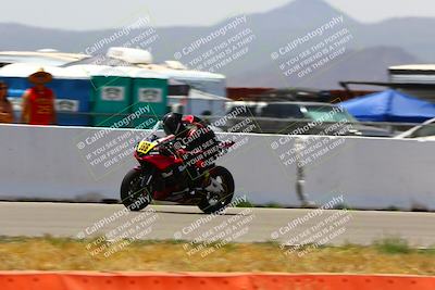 media/Apr-30-2023-CRA (Sun) [[020fcf5d43]]/Race 3-1000 Amateur Supersport/